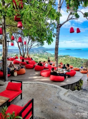 Do you dream of discovering all aspects of life on the island of Koh Samui? Look no further, Samui Experience Tour is here to offer you an unforgettable cultural tour.