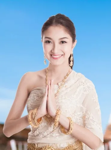 Do you dream of discovering all aspects of life on the island of Koh Samui? Look no further, Samui Experience Tour is here to offer you an unforgettable cultural visit.